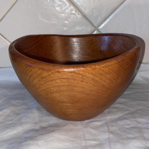 Set of 7 vintage MCMRetro wooden Dolphin Teak Teakwood Thailand salad Bowls